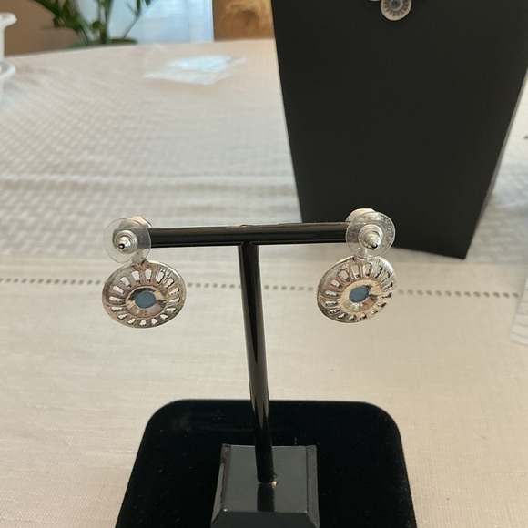 Blue Cabochon Silver Tone Statement Necklace and Earring Set - Picture 3 of 5